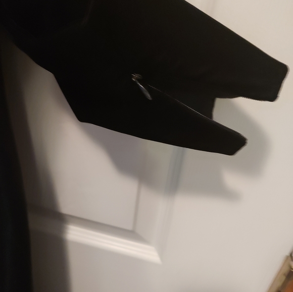 ESCADA COUTURE- One Shoulder Blk Velvet and Satin Evening Gown Size 36 - Picture 3 of 5